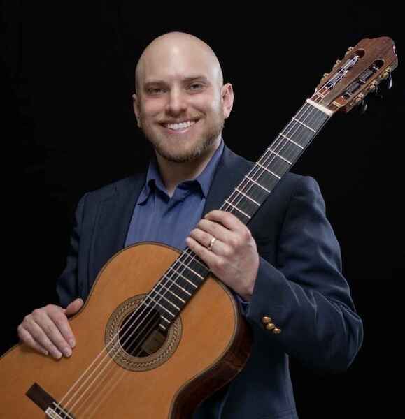 Ben Lougheed: Classical Guitarist