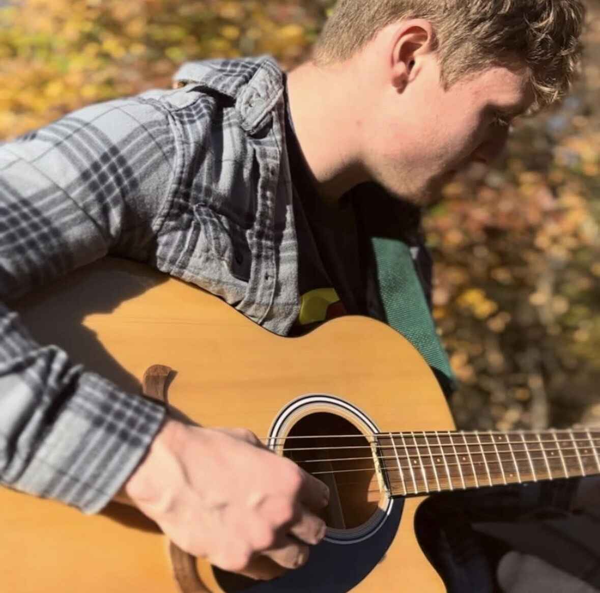 Bryce Tindall: Singer / Songwriter